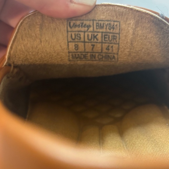 VOSTEY Men’s Brown Slip On Loafers Like New Size 8 or Women’s Size 9/9.5 - Picture 6 of 11